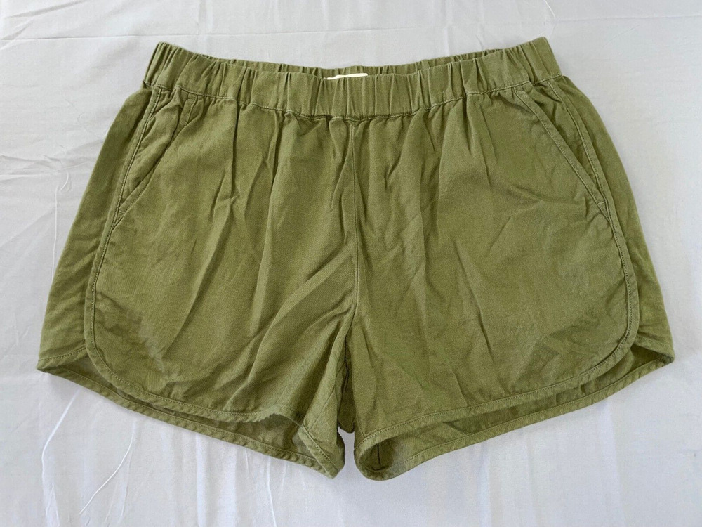 Madewell Elastic Waist Women's Pull-On Shorts. Olive, Women's Size S. EUC!